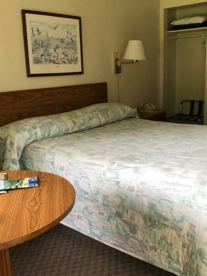 ويلسبورو Colton Point Motel المظهر الخارجي الصورة